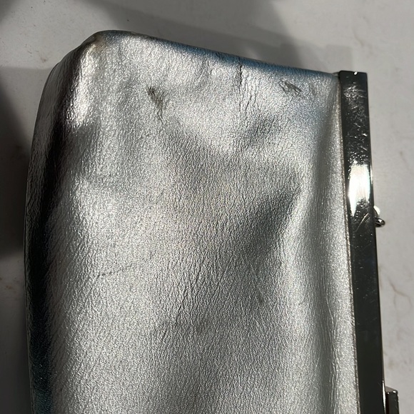 Calvin Klein silver vintage clutch purse with chain strap. - Picture 6 of 9